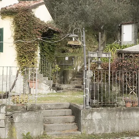 Agriturismo All'isola Che Non C'e' Farm stay *