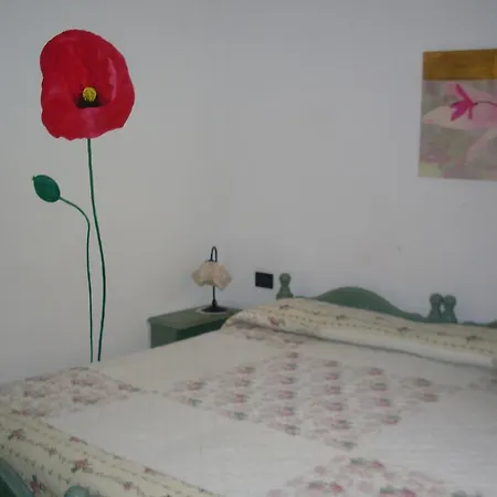 Agriturismo All'isola Che Non C'e' Farm stay La Spezia